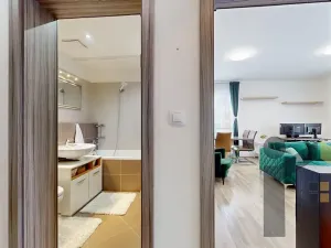 Prodej bytu 2+kk, Praha - Letňany, Hlučkova, 63 m2