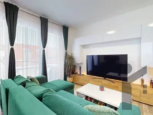 Prodej bytu 2+kk, Praha - Letňany, Hlučkova, 63 m2