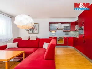 Prodej bytu 2+kk, Praha - Kobylisy, U třešňovky, 57 m2