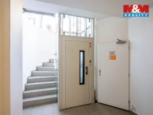 Prodej bytu 2+kk, Praha - Kobylisy, U třešňovky, 57 m2