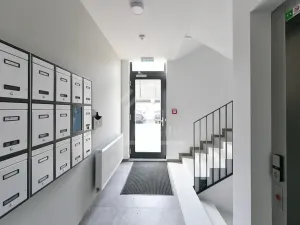 Prodej bytu 2+kk, Praha - Vysočany, V Předním Hloubětíně, 54 m2