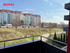 Pronájem bytu 1+kk, Brno, Houbalova, 9573 m2