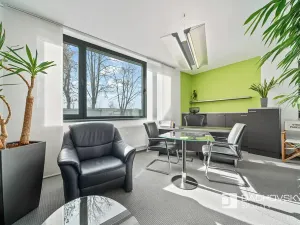 Prodej kanceláře, Pardubice, K Dolíčku, 374 m2