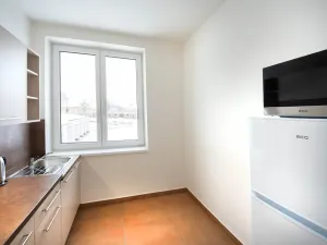 Pronájem kanceláře, Hořín, 420 m2