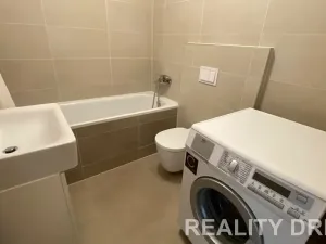 Pronájem bytu 2+kk, Praha - Stodůlky, Petržílkova, 46 m2