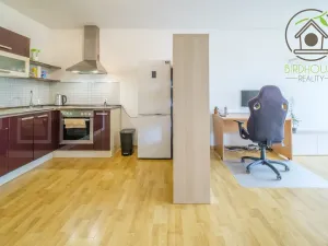 Prodej bytu 2+kk, Plzeň - Skvrňany, Waltrova, 72 m2