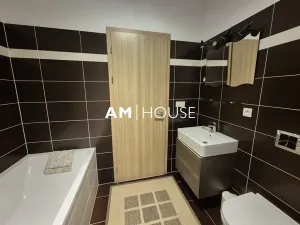 Pronájem bytu 1+kk, Praha - Malešice, Nad úžlabinou, 38 m2