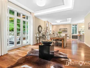 Prodej vily, Praha - Dejvice, V Šáreckém údolí, 459 m2