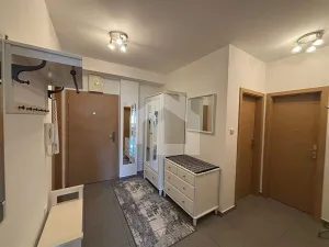 Pronájem bytu 2+kk, České Budějovice - České Budějovice 6, Jeronýmova, 69 m2