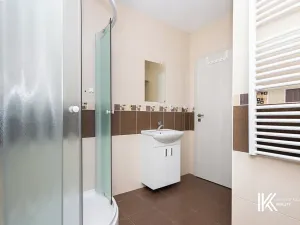 Pronájem kanceláře, Pardubice, Chrudimská, 149 m2