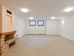 Pronájem vily, Praha - Jinonice, U dětského hřiště, 350 m2