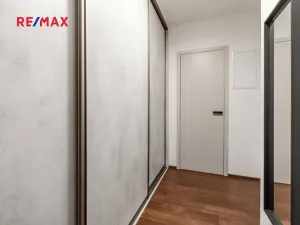 Pronájem bytu 1+kk, Praha - Chodov, Šternovská, 30 m2