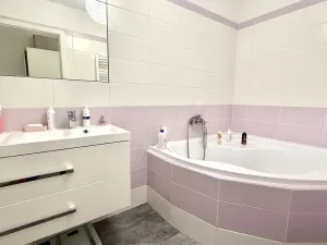 Pronájem bytu 2+kk, Jihlava, Vrchlického, 61 m2