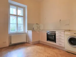 Pronájem bytu 2+kk, Praha - Holešovice, Dobrovského, 37 m2