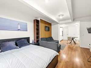 Pronájem bytu 1+1, Praha - Žižkov, Čajkovského, 36 m2