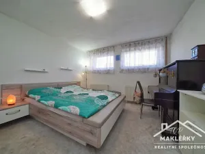 Prodej rodinného domu, Zásmuky, Sladkovského, 186 m2