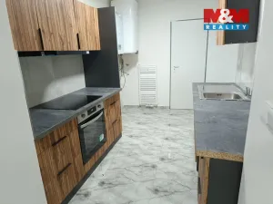Pronájem bytu 3+kk, Bělá pod Bezdězem, Masarykovo náměstí, 80 m2