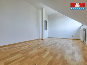 Prodej bytu 4+kk, Vejprnice, Dukelská, 108 m2