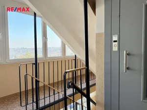 Pronájem bytu 1+kk, Praha - Krč, Hurbanova, 27 m2