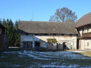 Prodej zemědělské usedlosti, Sezemice, 200 m2