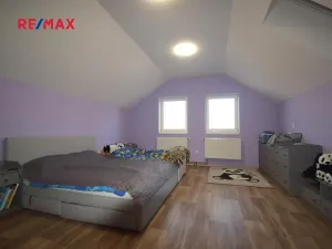 Prodej bytu 4+kk, Služátky, 208 m2