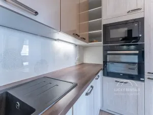 Pronájem bytu 2+kk, Praha - Kamýk, Freiwaldova, 43 m2