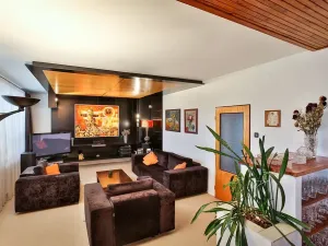 Prodej vícegeneračního domu, Unhošť, U Pily, 251 m2