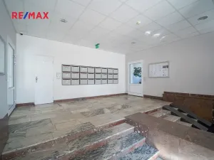 Prodej bytu 1+kk, Praha - Strašnice, Černokostelecká, 26 m2