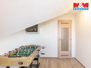 Prodej rodinného domu, Okrouhlá, 222 m2