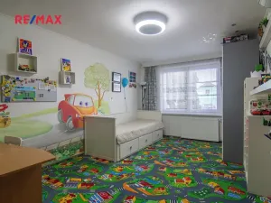 Prodej rodinného domu, Milovice, 249 m2