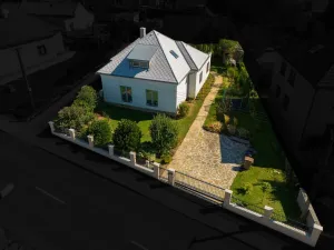 Prodej rodinného domu, Zlín - Kostelec, Lešenská, 200 m2