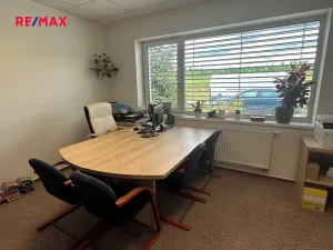 Pronájem skladu, Rašovice, 415 m2