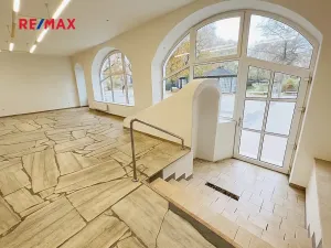 Pronájem obchodního prostoru, Břeclav, Libušina, 55 m2