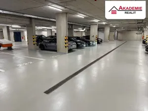 Prodej garážového stání, Brno, Střední, 14 m2