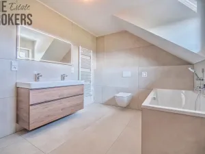 Prodej rodinného domu, Chrášťany, 145 m2