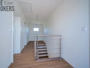 Prodej rodinného domu, Chrášťany, 145 m2