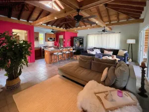 Prodej rodinného domu, Coxen Hole, Roatán, Honduras, 1022 m2