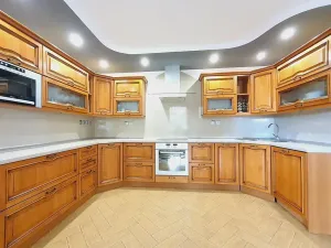 Prodej rodinného domu, Hora Svatého Šebestiána, 250 m2