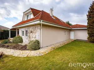 Prodej rodinného domu, Jesenice, Zvonková, 230 m2