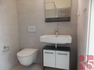 Pronájem bytu 3+kk, Praha - Karlín, U Mlýnského kanálu, 100 m2