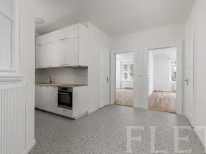 Prodej bytu 2+1, Praha - Holešovice, Tusarova, 69 m2