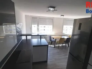 Pronájem bytu 3+kk, Kladno, Vodárenská, 69 m2