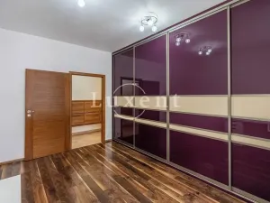 Pronájem bytu 3+1, Praha - Holešovice, Veletržní, 101 m2