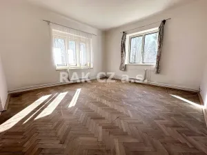 Prodej rodinného domu, Šestajovice, Husova, 118 m2