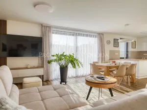 Prodej rodinného domu, Kamenice nad Lipou, nám. Husovo, 210 m2