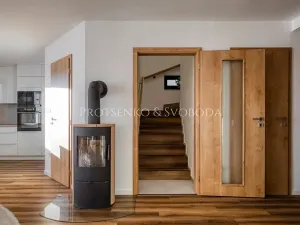 Prodej rodinného domu, Kamenice nad Lipou, nám. Husovo, 210 m2