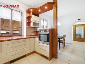 Prodej rodinného domu, Břasy, 298 m2