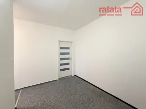 Pronájem bytu 2+1, Kadaň, Chomutovská, 61 m2