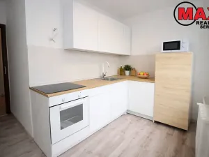 Pronájem bytu 2+1, Praha - Žižkov, Na vrcholu, 52 m2