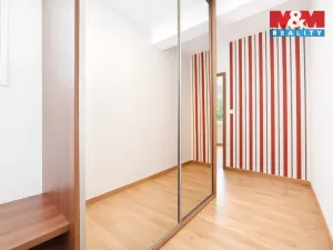 Prodej bytu 3+kk, Praha - Kyje, Břeclavská, 70 m2